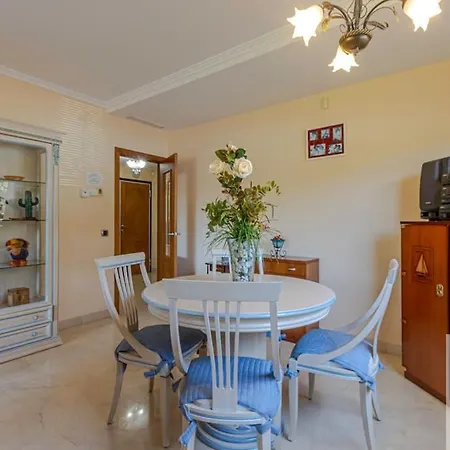 Apartmán 2 Bdr With Heated Pool & Jacuzzi Benalmádena