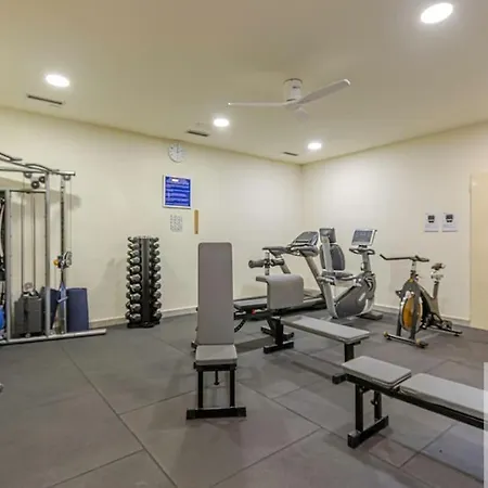 2 Bdr With Heated Pool & Jacuzzi Benalmadena