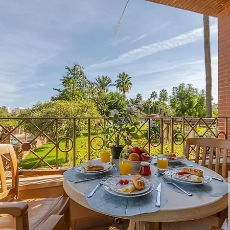 2 Bdr With Heated Pool & Jacuzzi