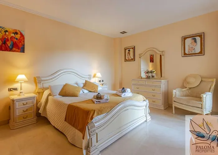 Appartement 2 Bdr With Heated Pool & Jacuzzi Benalmádena