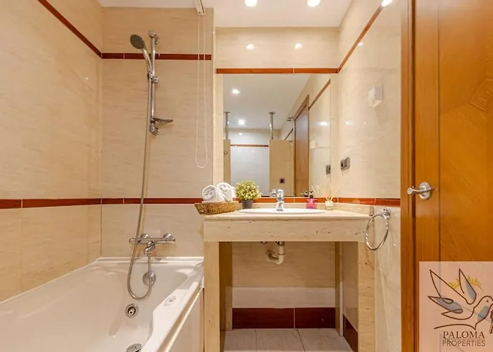 2 Bdr With Heated Pool & Jacuzzi