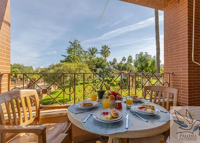 2 Bdr With Heated Pool & Jacuzzi